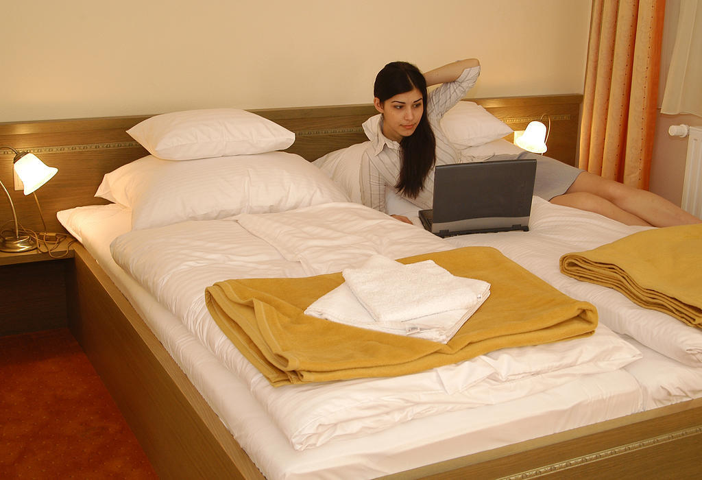Hotel Bavaria Abda Quarto foto